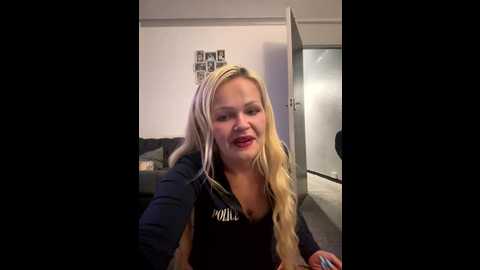 cherryxox_ @ stripchat on 20251025