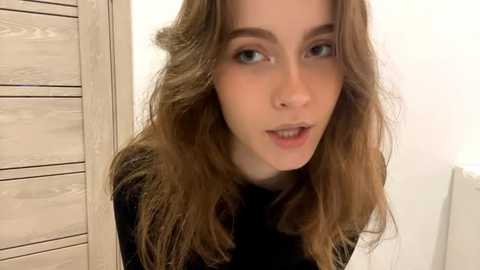 kira_sanders @ stripchat on 20251025