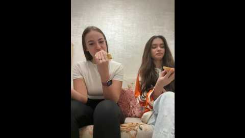 mayaglow @ stripchat on 20251025