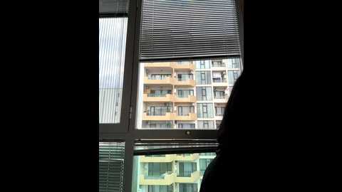 wet__bunny @ stripchat on 20251025