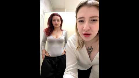 cum_girlss @ stripchat on 20251026