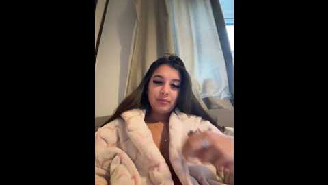 elle_amourxo @ stripchat on 20251026