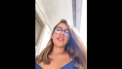 sara_calderon @ stripchat on 20251026