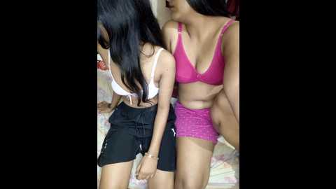 unique_momanddaughterrs @ stripchat on 20251026