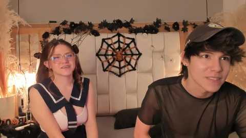 daphne_and_roger @ stripchat on 20251027