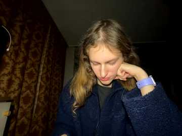 eva_angel3 @ stripchat on 20251027