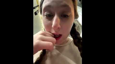 froggyanna @ stripchat on 20251027