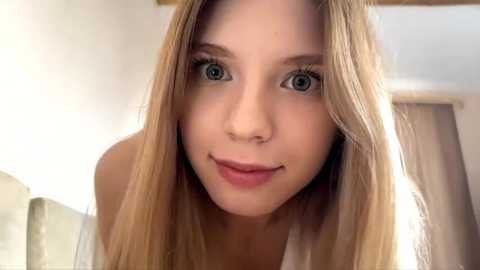 fruityxo @ stripchat on 20251027