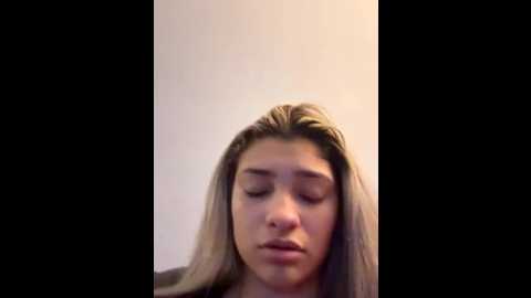 honeyyyxo @ stripchat on 20251027