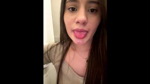 isabella21_ @ stripchat on 20251027