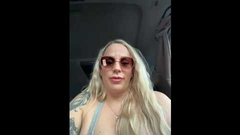 june695_ @ stripchat on 20251027