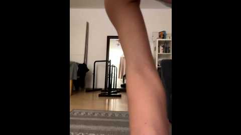 lara_voss @ stripchat on 20251027