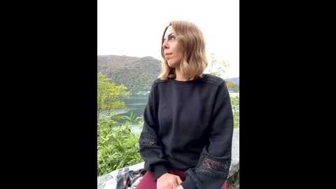 mia_railey @ stripchat on 20251027