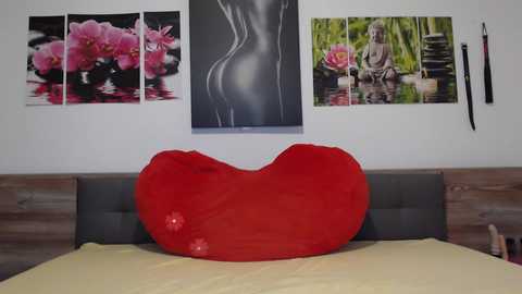 naschkatze01 @ stripchat on 20251027