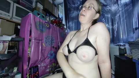 xnicetitsx @ stripchat on 20251027