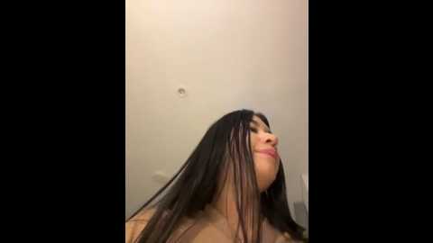 emi_star @ stripchat on 20251028