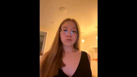 eva_weyne @ stripchat on 20251028