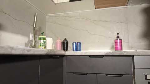 leaders_sex @ stripchat on 20251028