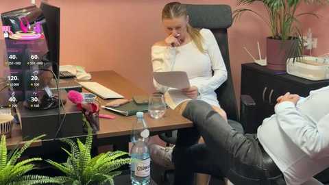 legslong @ stripchat on 20251028