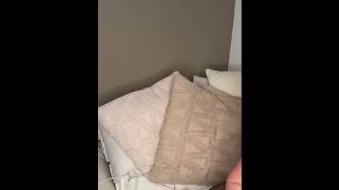 nola_luxx_offiziell @ stripchat on 20251028