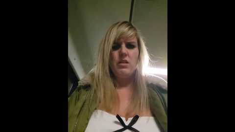 sexybiene969 @ stripchat on 20251028