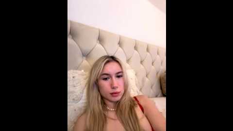 sexysaraxxoo @ stripchat on 20251028