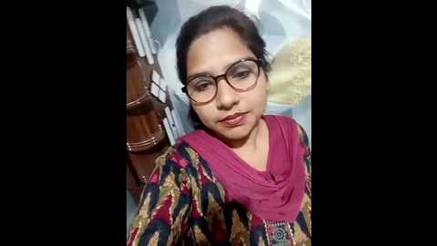 urvashi01224 @ stripchat on 20251028