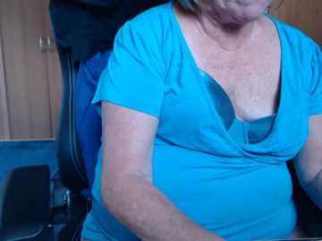 _sunshine__ @ stripchat on 20251029