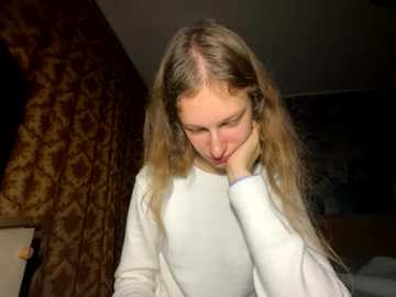 eva_angel3 @ stripchat on 20251029