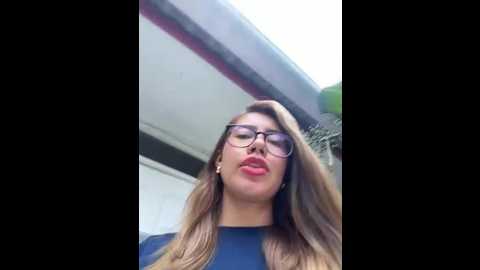 sara_calderon @ stripchat on 20251029