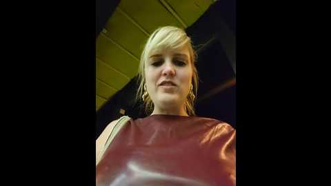 sexybiene969 @ stripchat on 20251029