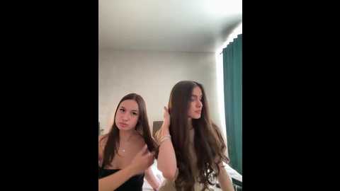 mayaglow @ stripchat on 20251030