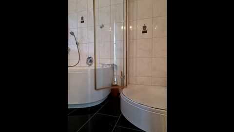 squirtingcouple9094 @ stripchat on 20251030