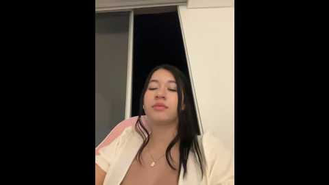 emi_star @ stripchat on 20251031
