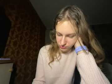 eva_angel3 @ stripchat on 20251031