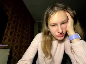 eva_angel3 @ stripchat on 20251031