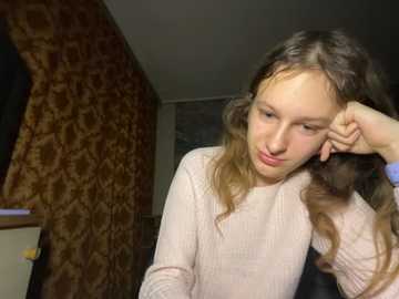 eva_angel3 @ stripchat on 20251031