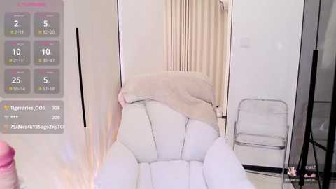 follyise @ stripchat on 20251031