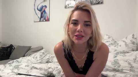 foxy_bite @ stripchat on 20251031