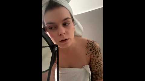 lisafreier @ stripchat on 20251031