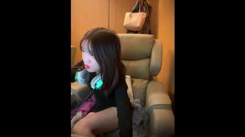 littleqiu @ stripchat on 20251031