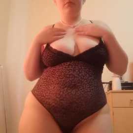 lucyswelt @ stripchat on 20251031