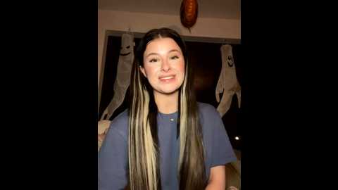 mia_minou @ stripchat on 20251031