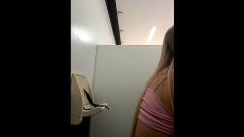 newlale @ stripchat on 20251031