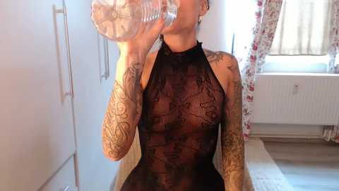 davinja @ stripchat on 20251101