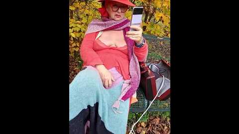 hot_muci @ stripchat on 20251101