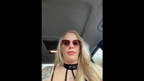 june695_ @ stripchat on 20251101