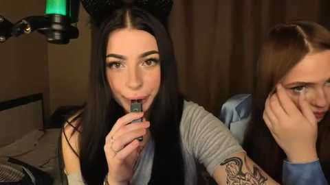 lisaanddenis @ stripchat on 20251101