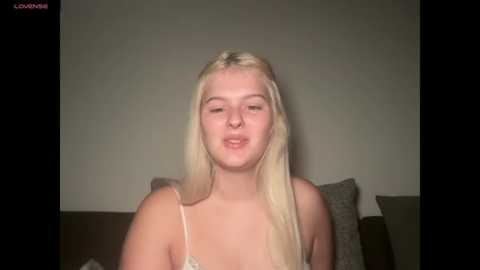 allylove03 @ stripchat on 20251102