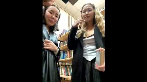 asian_asami @ stripchat on 20251102